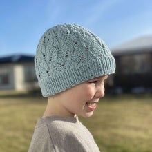 Load image into Gallery viewer, Hæðir barnahúfa / Fanney Knits