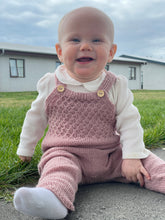 Load image into Gallery viewer, Flétta Smekkbuxur