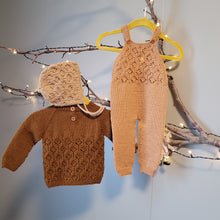 Load image into Gallery viewer, Óvænt - Smekkbuxur