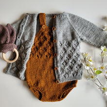 Load image into Gallery viewer, Óvænt - opin ungbarnapeysa