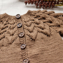 Load image into Gallery viewer, BAX ungbarnapeysa, opin í miðju