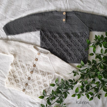 Load image into Gallery viewer, Óvænt - lokuð ungbarnapeysa