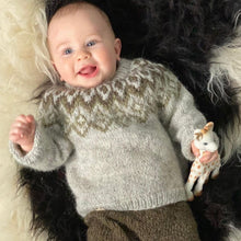 Load image into Gallery viewer, Litli tígull - lopapeysa