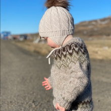 Load image into Gallery viewer, Litli tígull - lopapeysa